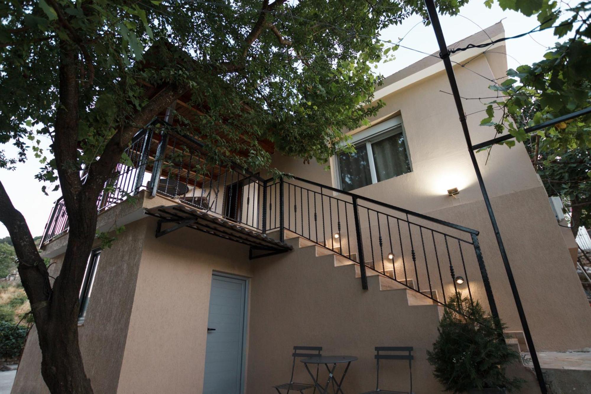 Vila Agimi 65 Gjirokastër Exterior foto